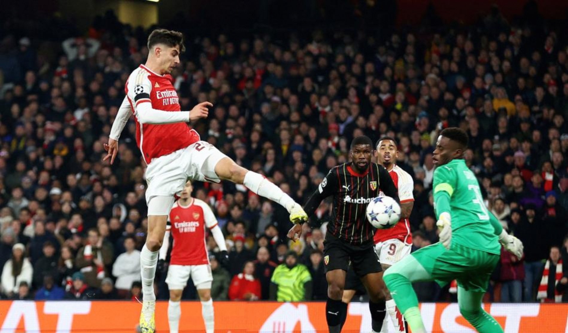 九游游戏平台-关于冲刺阶段阿斯顿维拉战术微调：欧冠节点到来，震撼外界，更衣室氛围转暖的信息