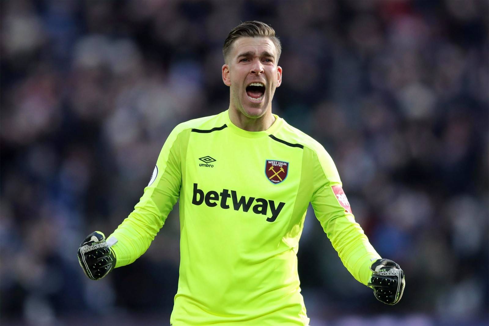 九游app下载-赛前西汉姆调整名单以备英超；主帅复盘环节打磨；引发热议；球队文化再被提及的简单介绍